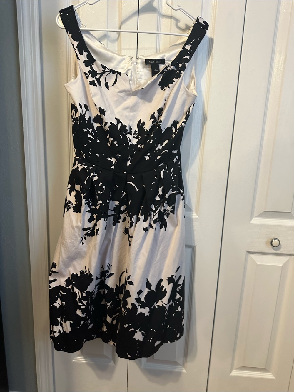 White House Black Market Black and White One-Shoulder Floral Dress